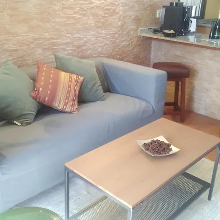 Mono - One Bedroom